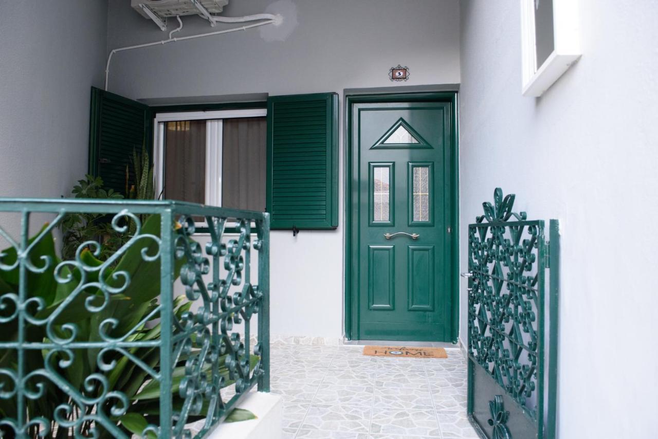 Ilos House นาฟปลิโอ ภายนอก รูปภาพ